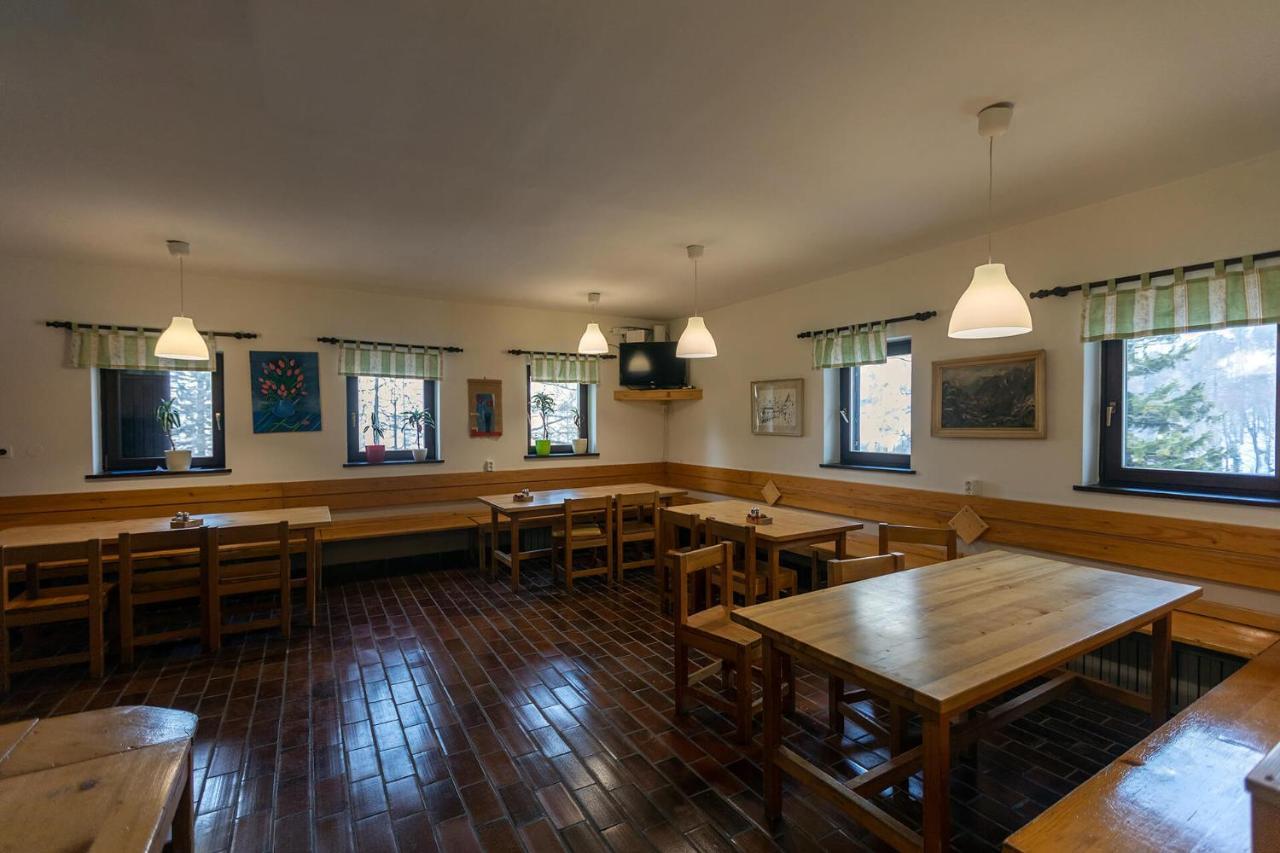 Erjavceva Mountain Hut At Vrsic Pass Hotel Кранска гора Екстериор снимка